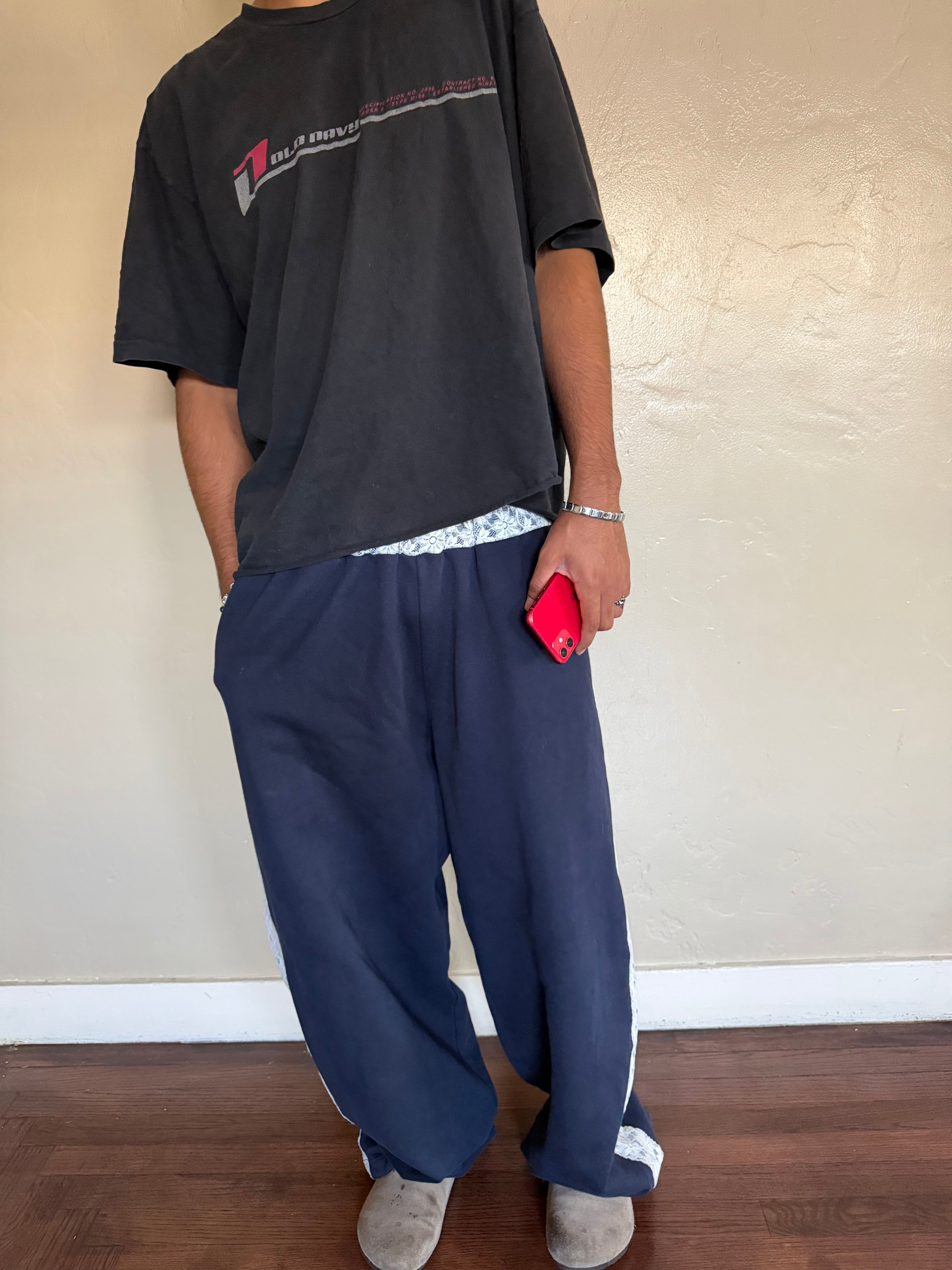 Lotus Sweats🌺 (Pre-Order)